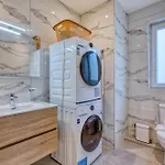 The Pender Lux Hub - 4br With Pool, Wifi & Ac By 360 Estates Villa *