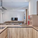 The Pender Lux Hub - 4br With Pool, Wifi & Ac By 360 Estates Villa