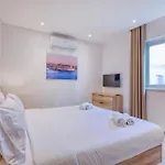 The Pender Lux Hub - 4br With Pool, Wifi & Ac By 360 Estates Villa *