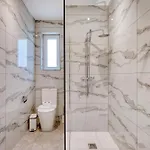 The Pender Lux Hub - 4br With Pool, Wifi & Ac By 360 Estates Villa *