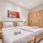 The Pender Lux Hub - 4br With Pool, Wifi & Ac By 360 Estates Villa