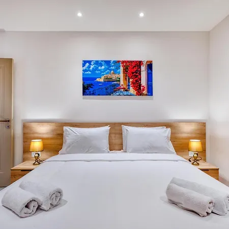 Villa The Pender Lux Hub - 4br With Pool, Wifi & Ac By 360 Estates *