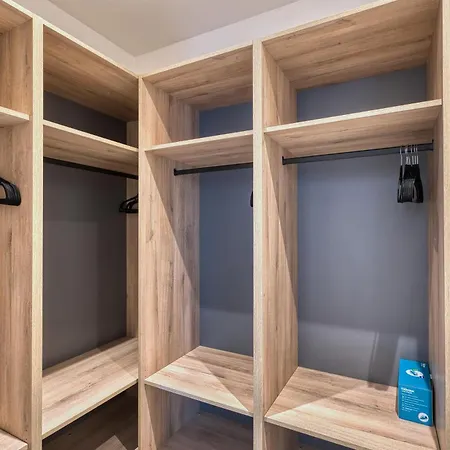 The Pender Lux Hub - 4br With Pool, Wifi & Ac By 360 Estates San Ġiljan