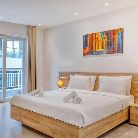 The Pender Lux Hub - 4br With Pool, Wifi & Ac By 360 Estates Villa