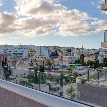 The Pender Lux Hub - 4br With Pool, Wifi & Ac By 360 Estates *