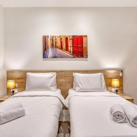 Villa The Pender Lux Hub - 4br With Pool, Wifi & Ac By 360 Estates San Ġiljan