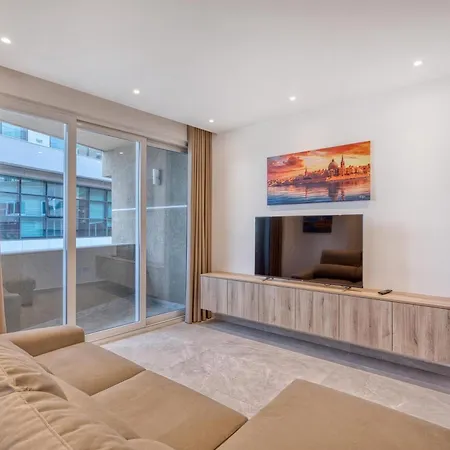 Villa The Pender Lux Hub - 4br With Pool, Wifi & Ac By 360 Estates *