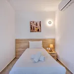 The Pender Lux Hub - 4br With Pool, Wifi & Ac By 360 Estates *