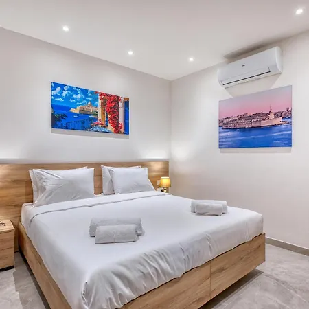 The Pender Lux Hub - 4br With Pool, Wifi & Ac By 360 Estates 빌라